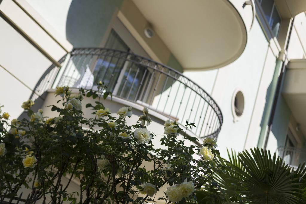 Residence Hamilton 里乔内 外观 照片