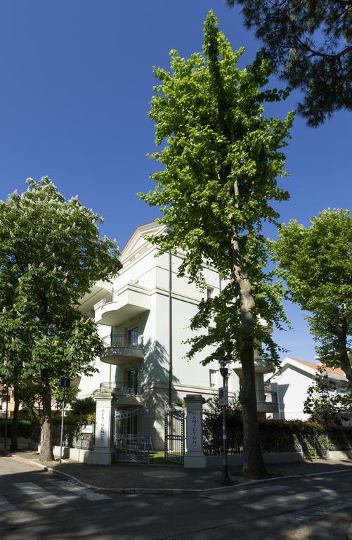 Residence Hamilton 里乔内 外观 照片